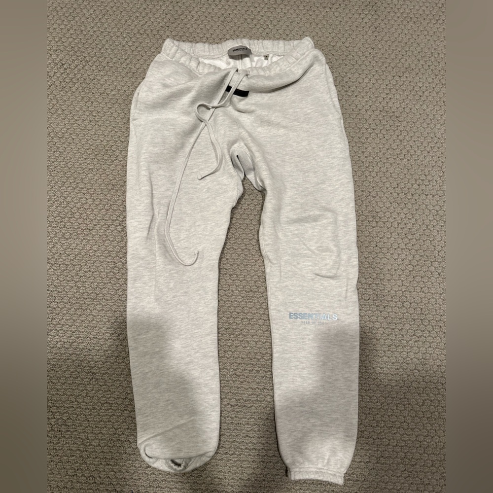 Mens Fear of God Essentials Sweatpants SS22 size Small